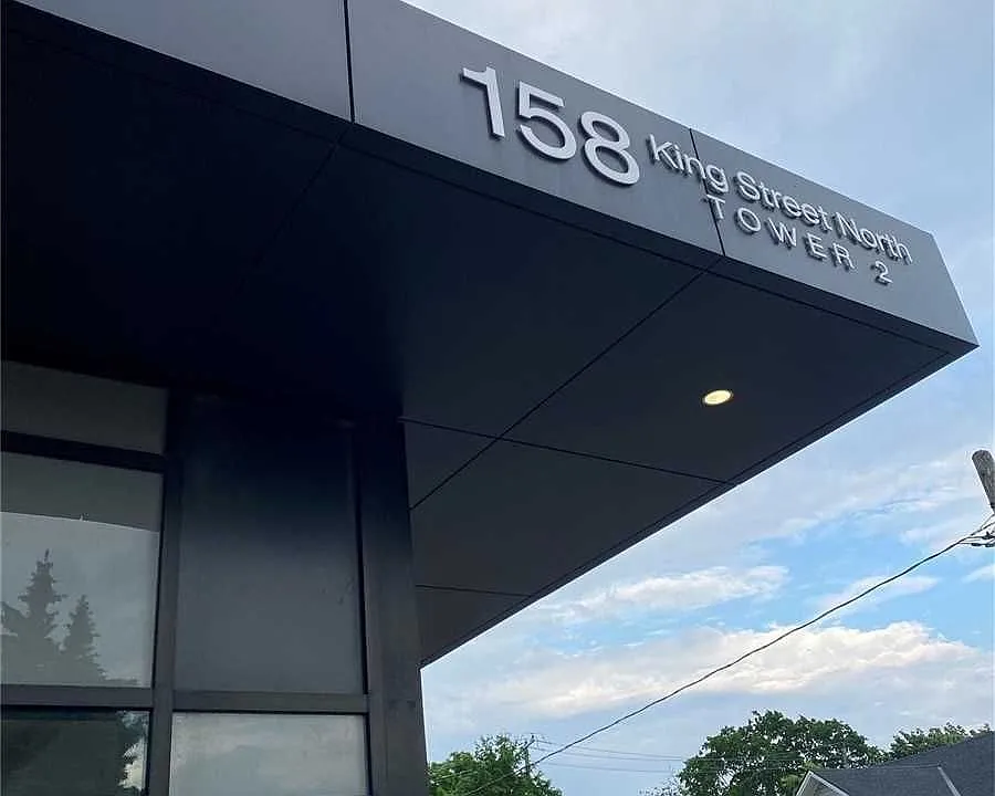 158 King St N #B-603