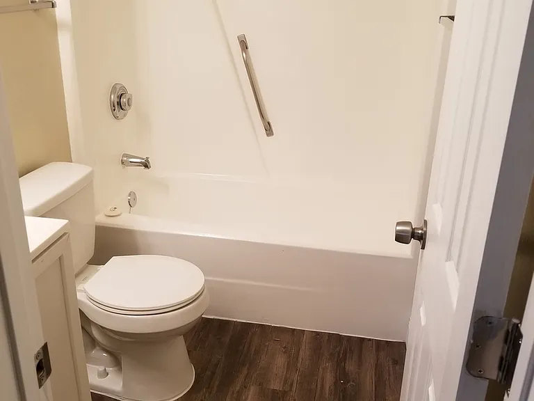 628 Golden Raintree Pl — Photo 9