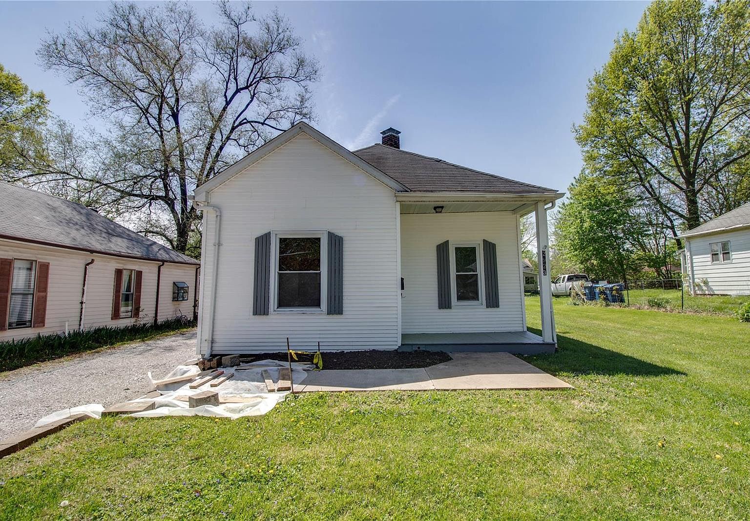 2923 Mayfield Ave, Alton, IL 62002 Zillow