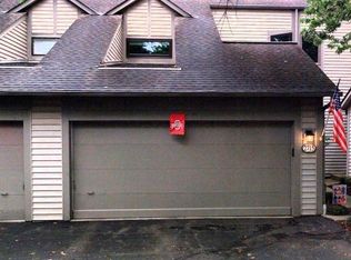 2715 Woodland Trail Dr, Columbus, OH 43231