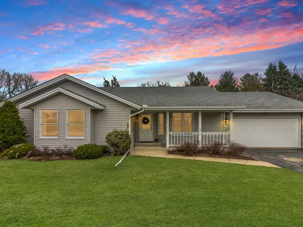 1872 S Trainer Rd, Rockford, IL 61108