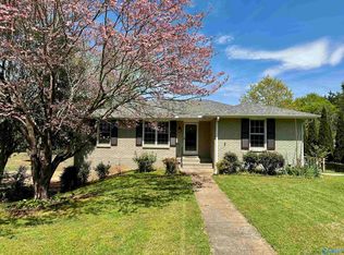 514 Pearson Dr SW, Huntsville, AL 35802