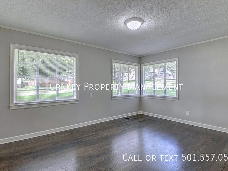 1303 Overview Dr — Photo 11