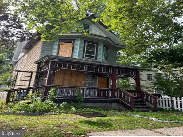 608 Delsea Dr, Westville, NJ 08093