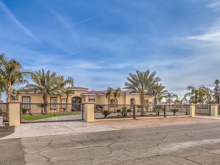 2780 El Camino Rd — Photo 19