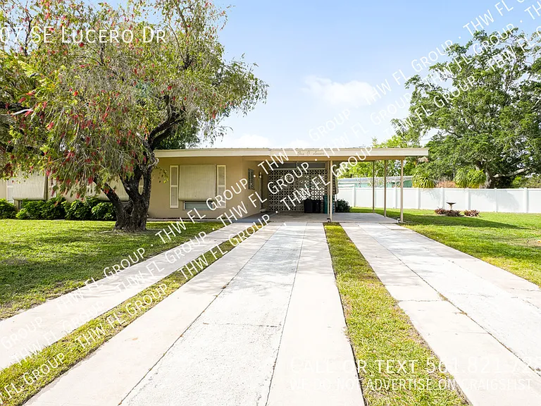 107 SE Lucero Dr — Photo 1
