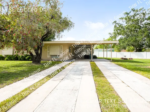 107 SE Lucero Dr, Port Saint Lucie, FL 34983