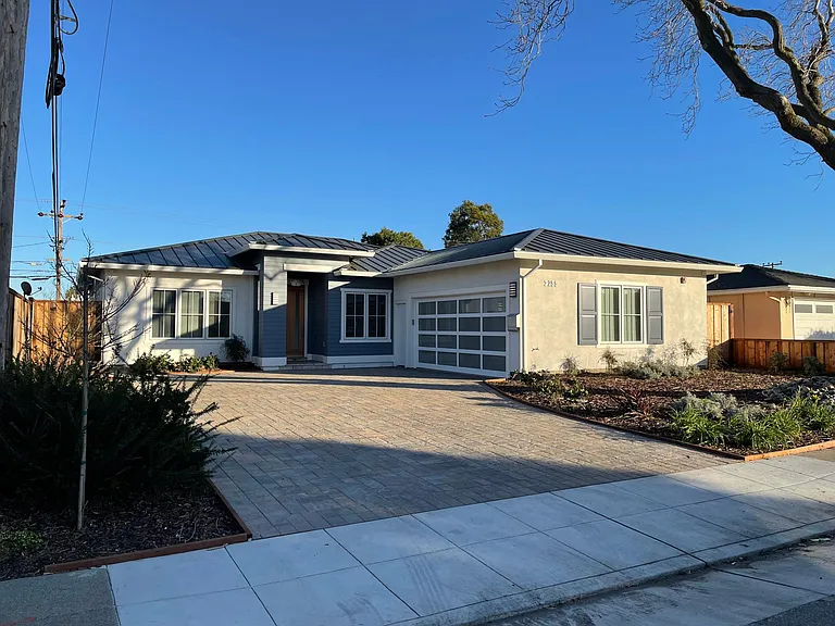 3259 Los Prados St — Photo 17