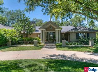 710 Ridgewood Ave, Omaha, NE 68114