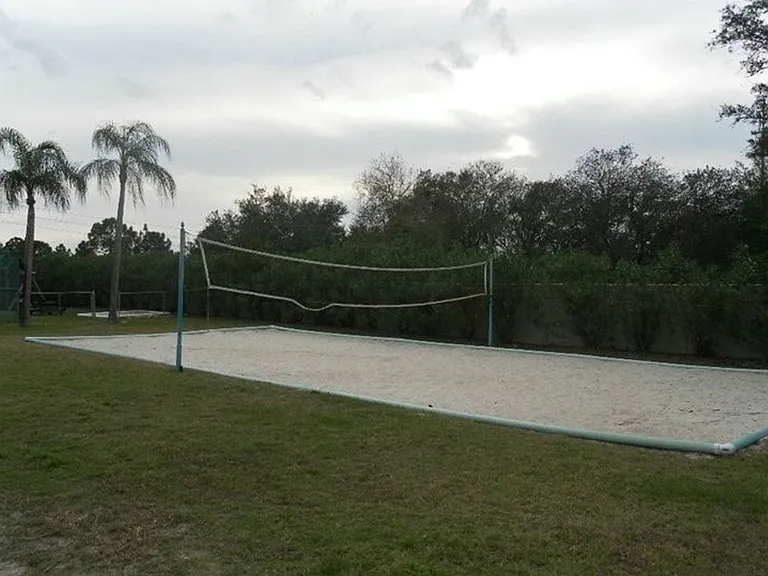 306 Mango Dr — Photo 9