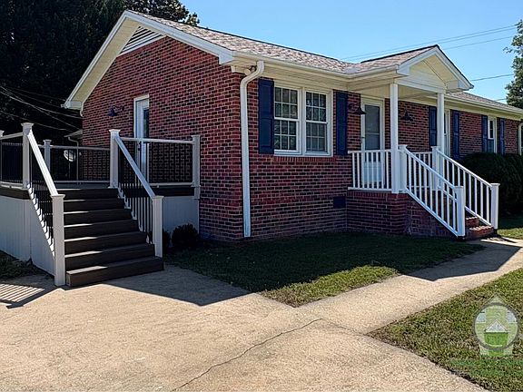 2nd image of 701 Ikes Rd #A
