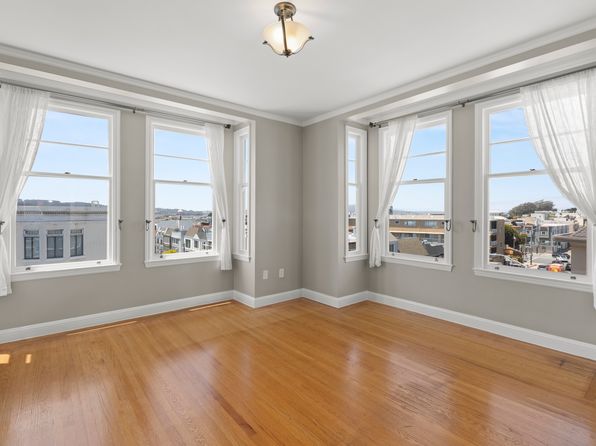 2774 Franklin St APT 15