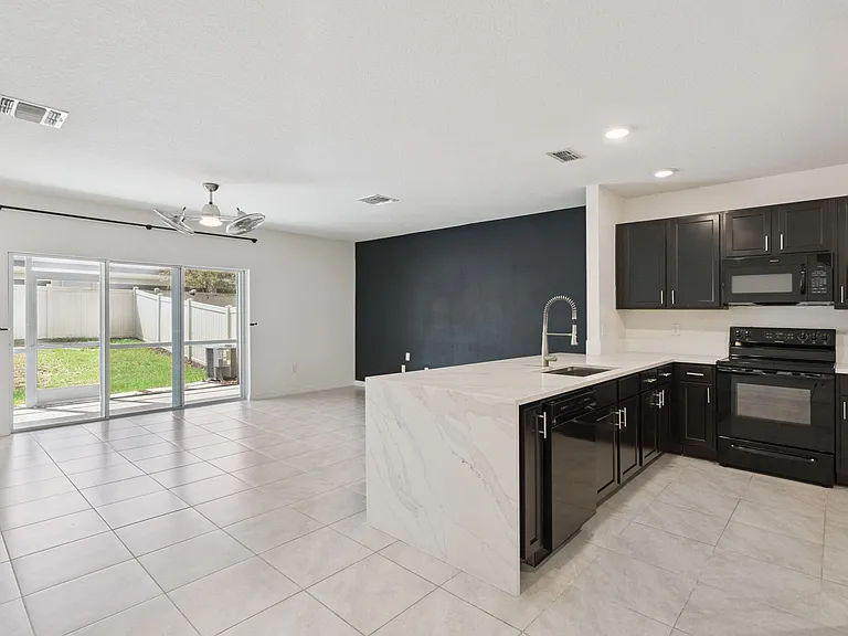 9030 Carlotta Way — Photo 3