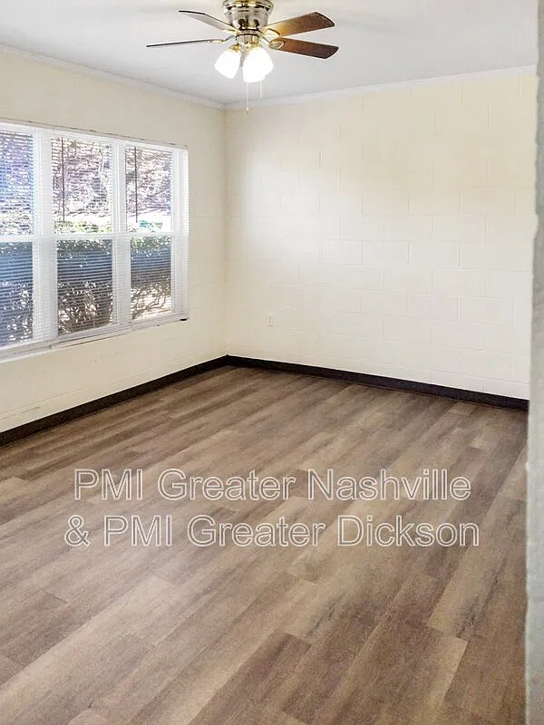 2 bed, 1.0 bath, 700 sqft, $825 — Photo 3