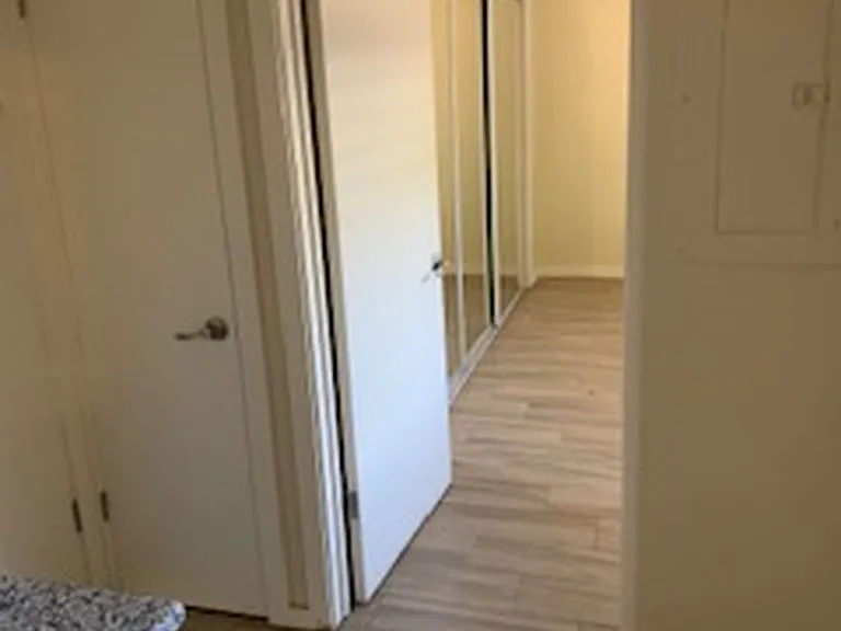 Marvelous Modern Midtown- The Elan — Photo 10