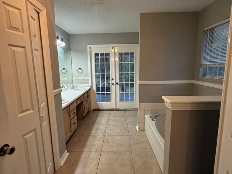 4571 Baybrook Dr — Photo 28