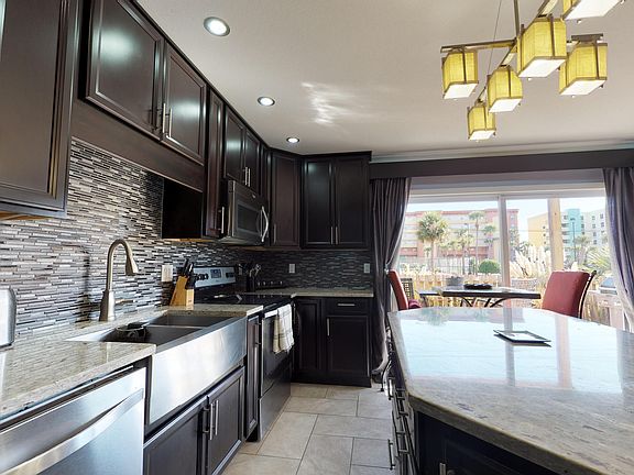 2nd image of 304 Barracuda Ave Unit 103