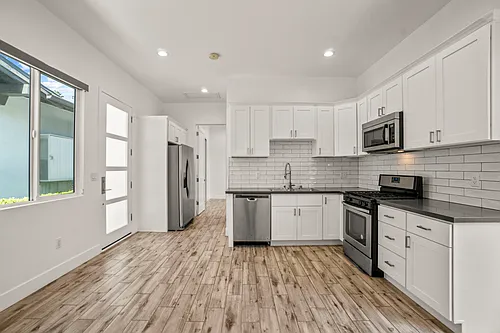 7310 Woodley Ave #7304 Photo 1 7310 Woodley Ave #7304 Photo 1