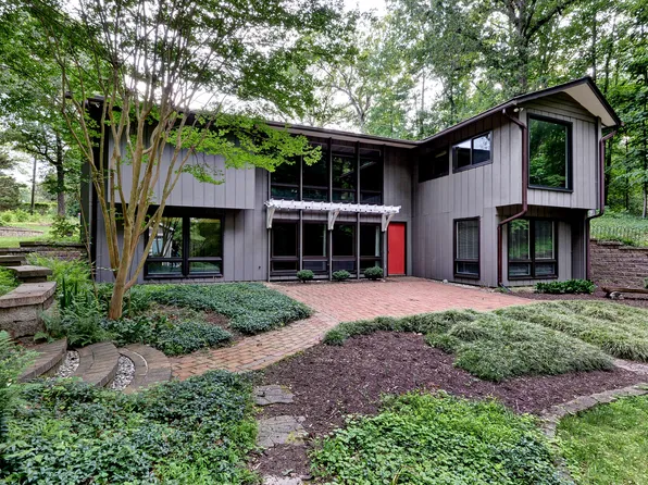 112 The Colony, Williamsburg, VA 23185