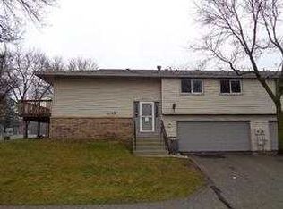 4452 Woodgate Point, Eagan, MN 55122