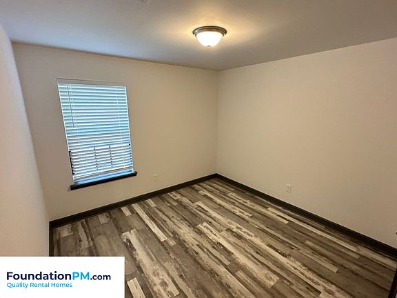 5th image of 661 Tillman St #1