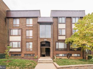 108 Roberts Ln APT 200, Alexandria, VA 22314