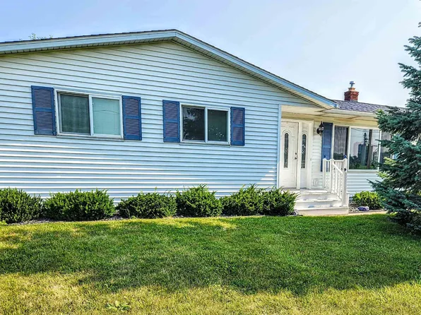 692 W North Union Rd, Auburn, MI 48611