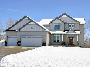 560 River Park Rd SE, Oronoco, MN 55960