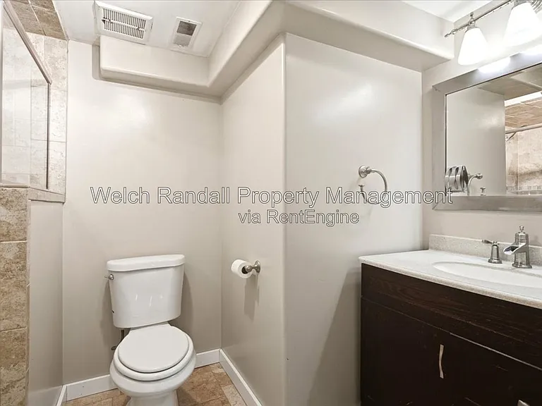 425 E Center St — Photo 12