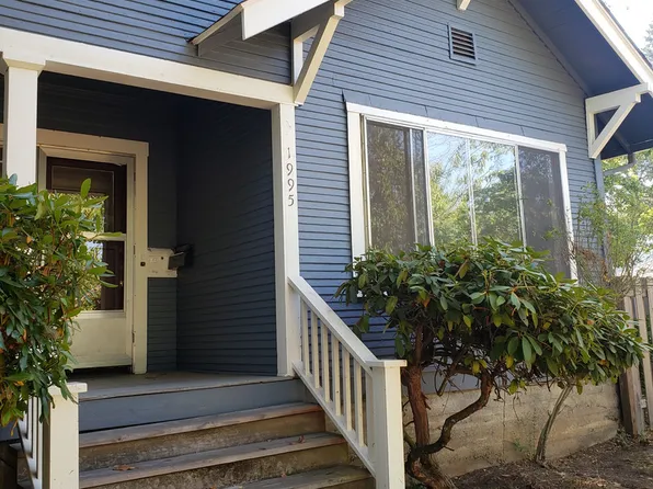 1995 Harris St, Eugene, OR 97405