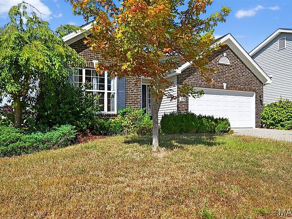 3rd image of 203 Pearl Vista Dr