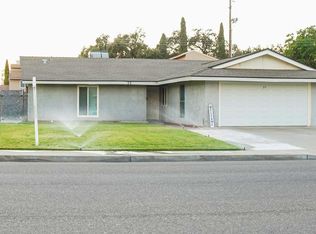 35 Linda Ln, Lemoore, CA 93245