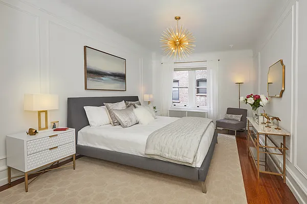 Sold by Compass | media 8