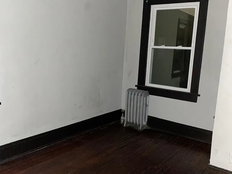 27 Margaret St #6 — Photo 23