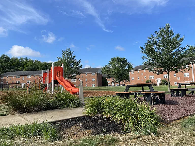 Liberty Pointe — Photo 21