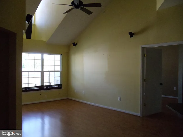 2701 Bellforest Ct #402 — Photo 6