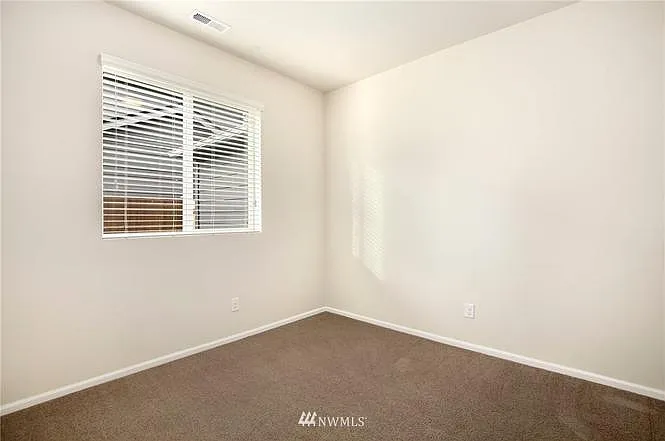 2730 Saga Ct NE — Photo 33