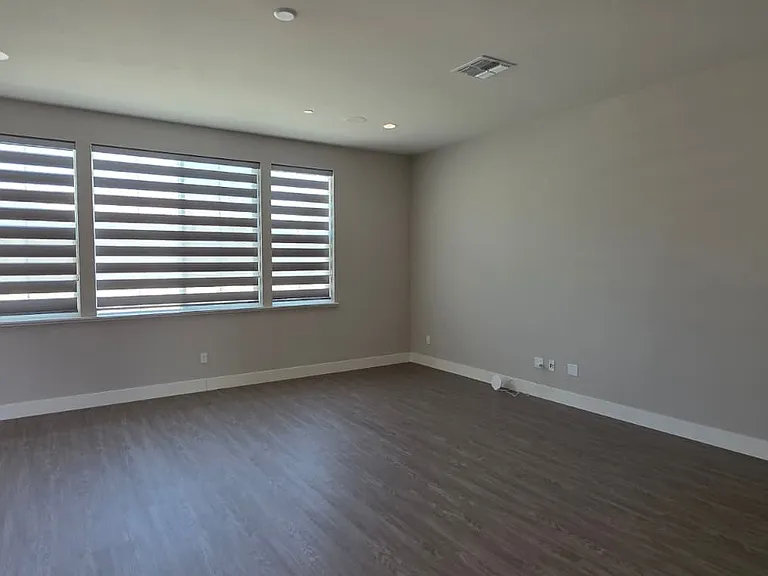 15724 Delmonico Ct — Photo 19