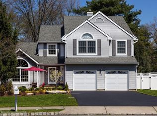 7 Ithaca Ct, Aberdeen, NJ 07747