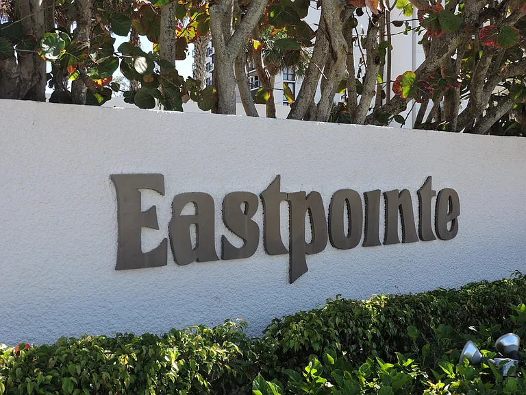 5380 N Ocean Dr #2E — Photo 3