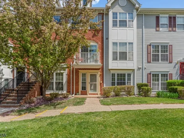 511 Dunn Cir BLDG 5 #11, Bridgewater Twp., NJ 08807