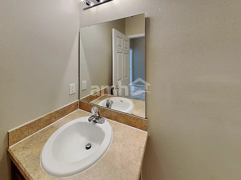 5028 Gandross Ln — Photo 15