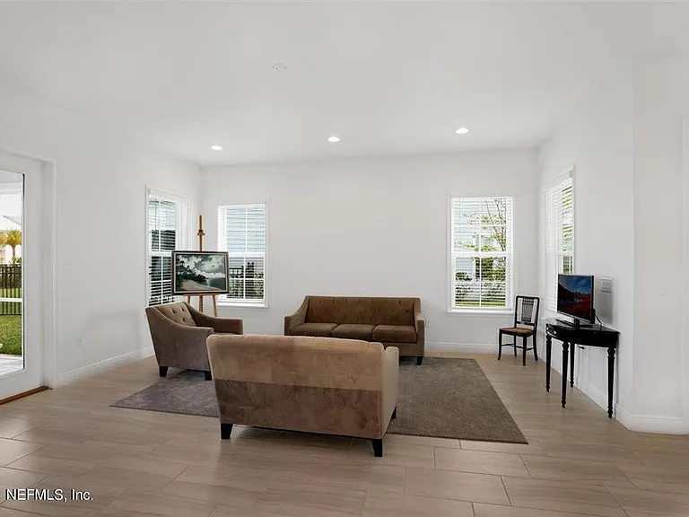 691 Rum Runner Way — Photo 6