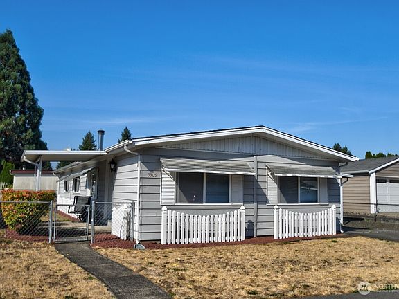 3rd image of 5305 Yakima Lane SE
