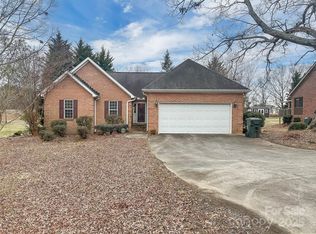 1107 Phifer Rd, Kings Mountain, NC 28086