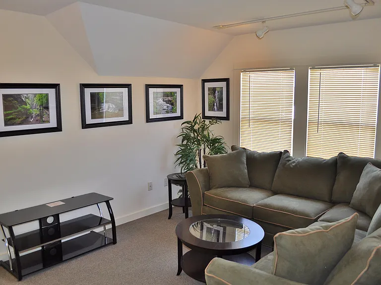 203 Williams St — Photo 14