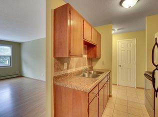 Uptown Plaza, Minneapolis, MN 55404