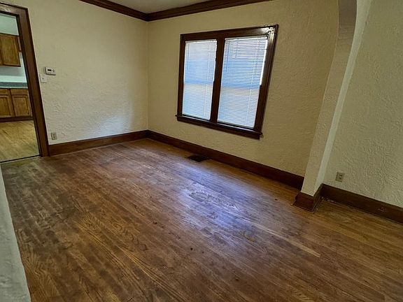 5th image of 2135-37 7th St #2135-1