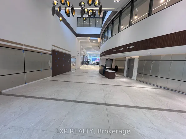 5105 Hurontario St, Mississauga, ON