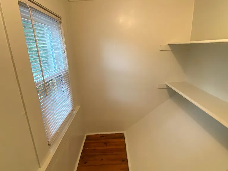 1005 N Buchanan Blvd #B — Photo 6